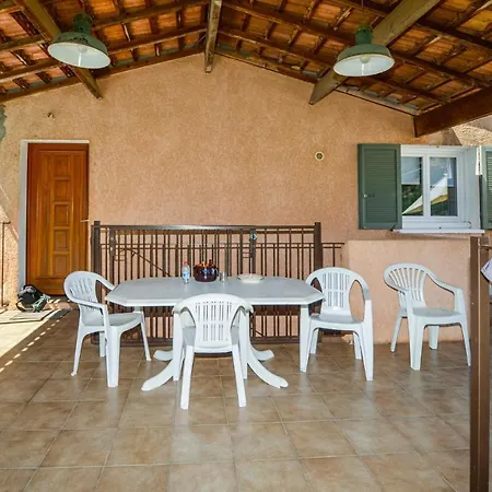 Nice In With Kitchen