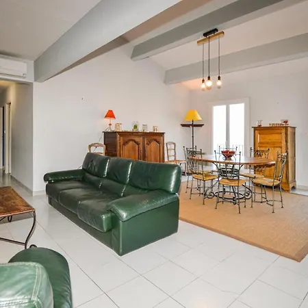 Nice In With Kitchen *